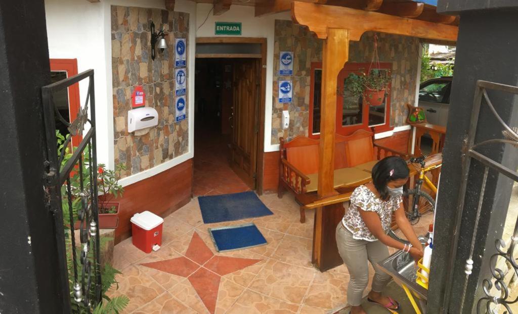 Casa Cultural Mindo Hotel Eksteriør billede